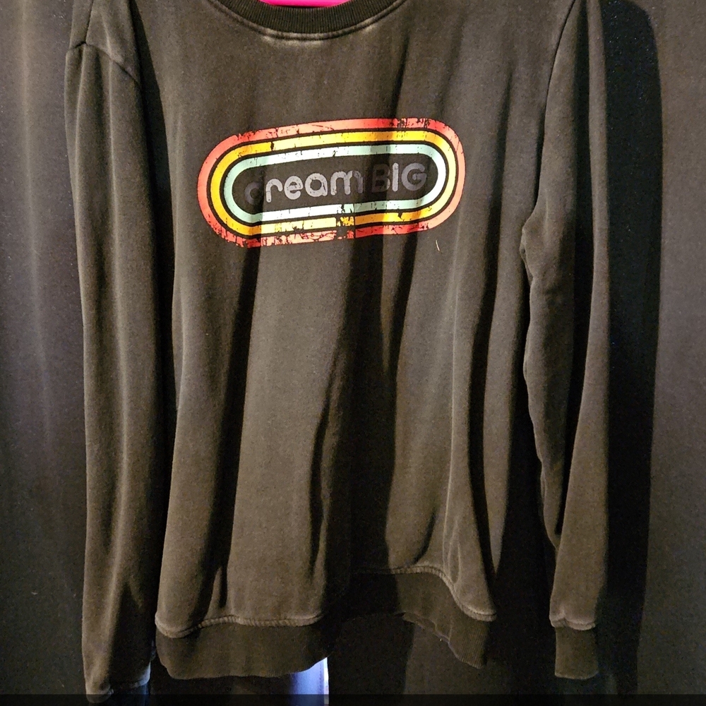 Cream Big Retro Logo Black Women's Sweatshirt Zyia